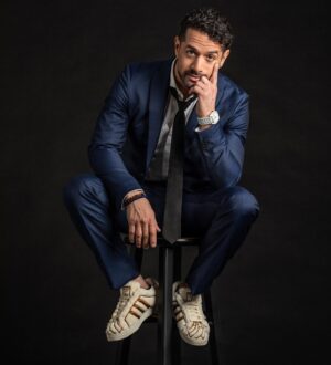 Bayardo De Murguia Instagram - Today’s bday attire: Something Old, Something New, Something Mexican, Something Blue. 
Holding it down at the carne asada for 4 decades and running 🕺🏻

3 things I’ve learned along the way:

1. Everyone’s journey is different. Sometimes I feel like i’m running out of time. I have to remind myself to not compare myself to others, breathe and savor the moment. I’m where I’m supposed to be. Rizzyardo 4 lyfe cuh 😎

2. Spend all the time you can with loved ones. Every minute is precious. We don’t live forever but we can be remembered. 

3. Sometimes you have to remind yourself that Mom is always right……”Ay comida en la casa

Let’s get it fam ❤️

📸: @vincetrupsin 
HMU: @sonialeeartistry
