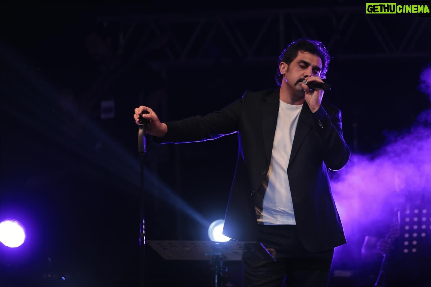 Bayhan - 12.1K Likes - İzmir deki ilk konserim harikaydı her şey ve tekrar buluşacağız, sevgiler…
07.06.2024