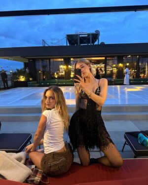 Beatrice Vendramin Instagram - 24 ❤️‍🔥 and in the coolest @dsquared2 outfit!!! you know the way to my <3 . @mauroscalia thanks for the best night. #D2HEAT#adv