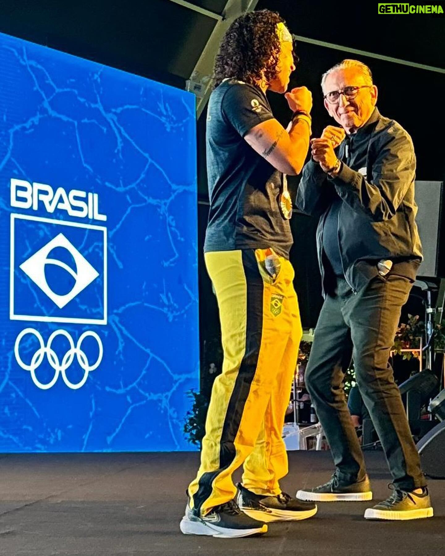 Beatriz Ferreira - 12K Likes - Bia Ferreira!! Bronze em Paris!! Prata em Tóquio!! E a única mulher brasileira com duas medalhas olímpicas no boxe!! 🥈🥉