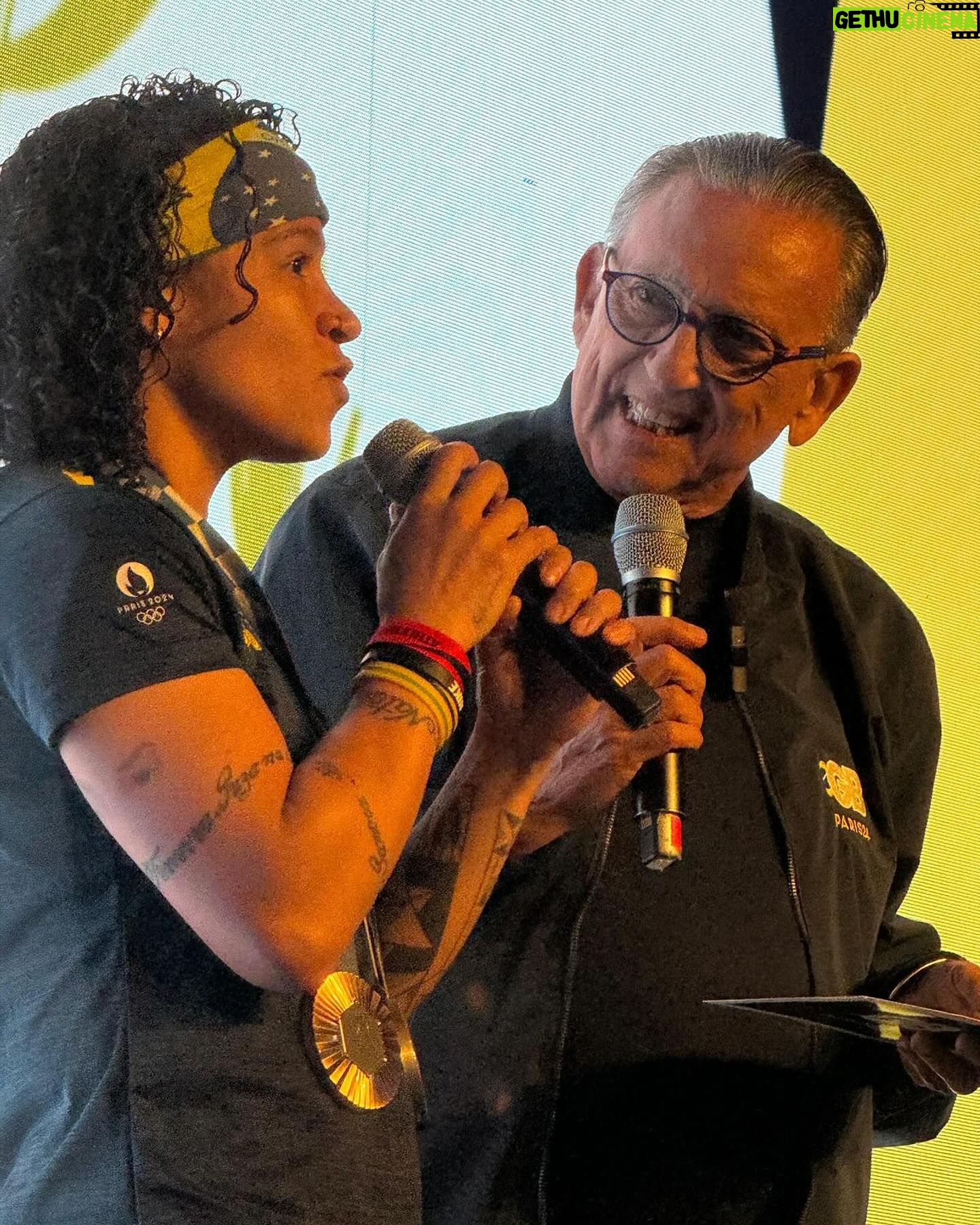 Beatriz Ferreira - 12K Likes - Bia Ferreira!! Bronze em Paris!! Prata em Tóquio!! E a única mulher brasileira com duas medalhas olímpicas no boxe!! 🥈🥉