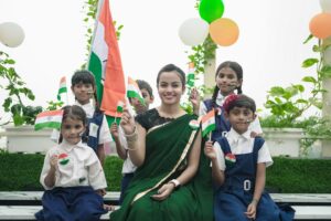 Beauty Khan Instagram - Happy independence day 🇮🇳
.
.
#beautians #happyindependenceday #2024