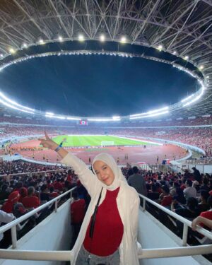 Beby Chaesara Instagram - 🇮🇩🫶

#KitaGaruda
#GarudaMendunia
#BersamaGaruda
#IniKandangKami
