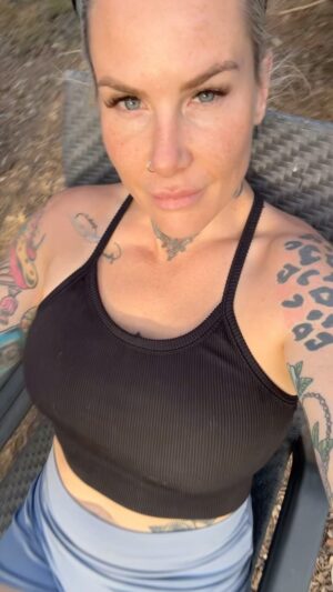 Bec Rawlings Instagram - Our little slice of heaven ☀️