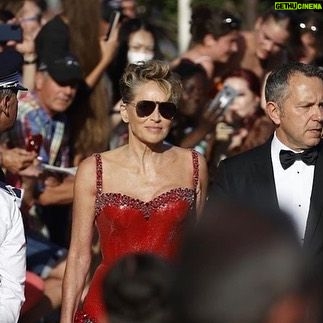 Belgin Inal - 3 Likes - Het was een magische dagen met de grote sterren uit Hollywood en prachtige avonden op Red Carpet Cannes film festival 🎥📽🎬