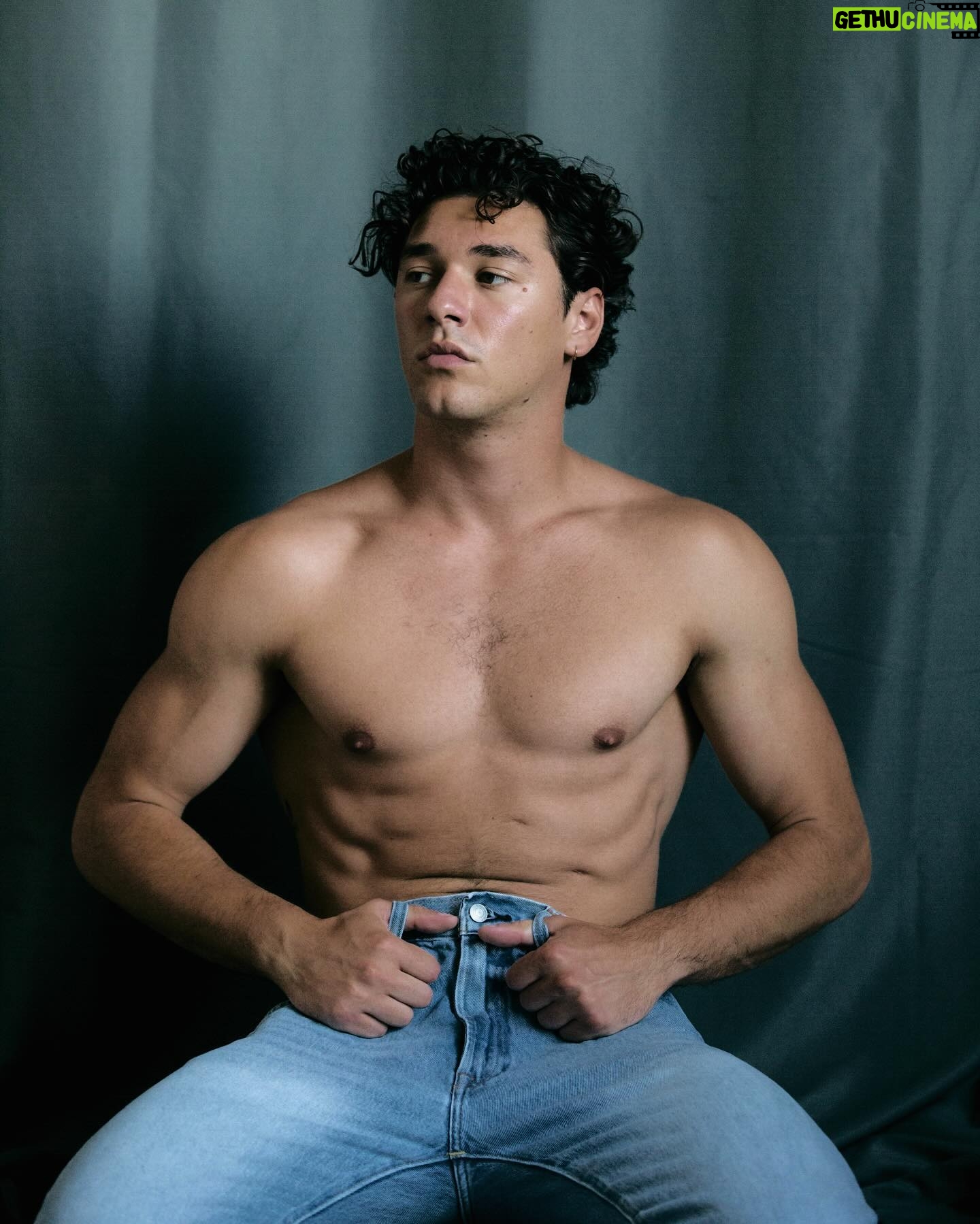 Belmont Cameli Wiki Biography Age Gallery Spouse And More