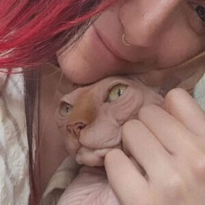 Bely Basarte Instagram - ¿fue mi fragilidad o a caso elegiste la forma elegante de hundir un puñal? 🗡️❤️‍🩹