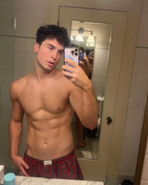 Benito Skinner Instagram - This is me… now