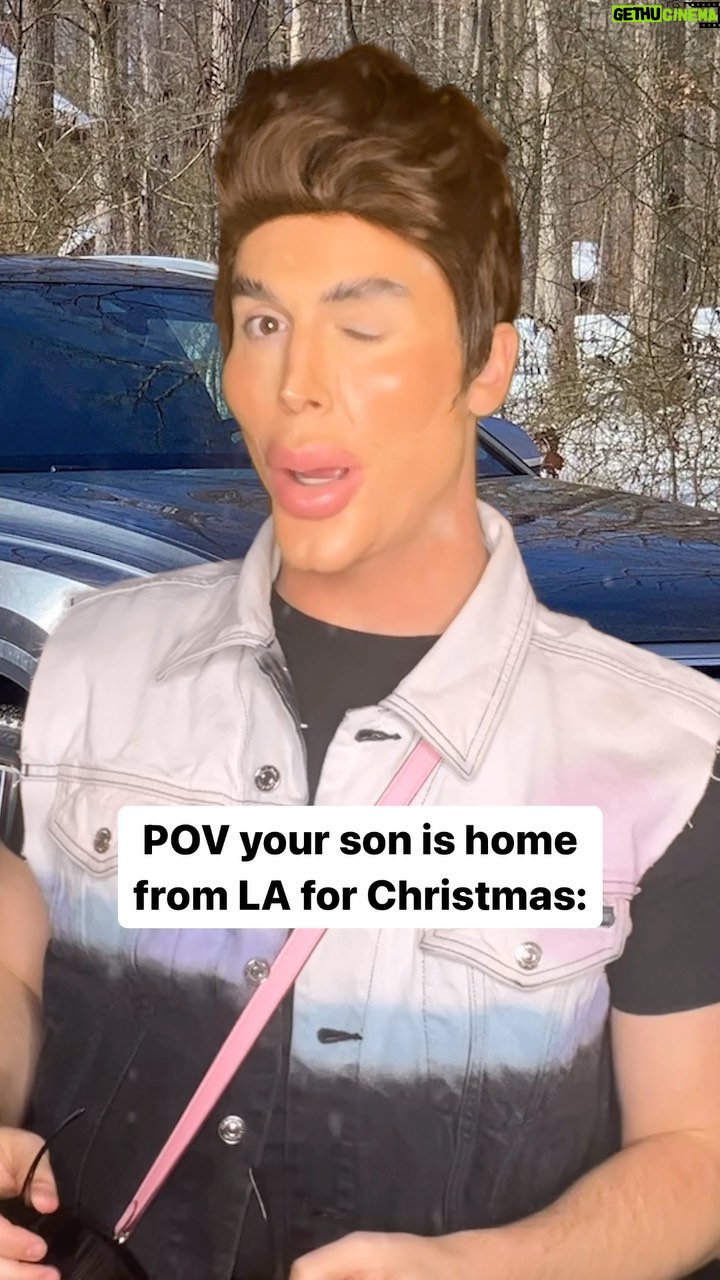 Benito Skinner - 79.2K Likes - Mr. Hollywood is back home for the holidays 💋💋 (makeup by legend @allydoesmakeup !!)
