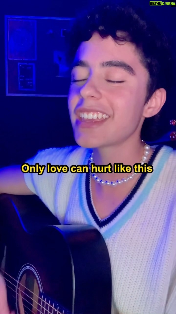 Benjamin Damini - 2.5K Likes - only love can hurt like this @palomafaith #cover #trending