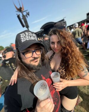 Benjamin Daniel Instagram - Parce que le @hellfestopenair c'est aussi notre anniversaire et que cela le rend encore plus important à mes yeux. ❤️

##hellfest #hellfest2024