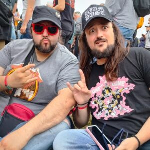 Benjamin Daniel Instagram - KuneKune est en vacances au @hellfestopenair !
On revient à la rentrée avec de nouveaux projets !🤟🏻🐷

°
°
°

#hellfest2024 #hellfest #createur #inde #metal #france #independant #plateformeprecommande