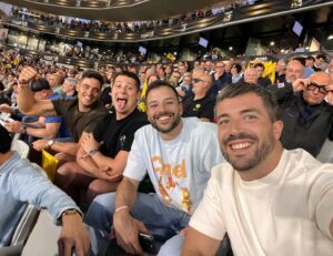 Benjamin Macé Instagram - Un bon moment avec les copains 🔴⚫️