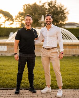 Benjamin Macé Instagram - Viens Ben on fait des photos stylé. Okay 🥴🫠