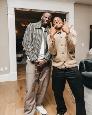 Bennie Fowler Instagram - I love my people 🫶🏾🤞🏾

More Life 😊