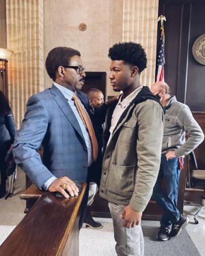 Bentley Green Instagram - Wow!! Season Wrap on @61ststreet!  This experience was amazing. One of the best I’ve experienced so far. Can’t wait for the world to see this work we put forward. This is just the beginning! Special thanks to everybody I was able to meet and create great memories and friendships with. 🥺