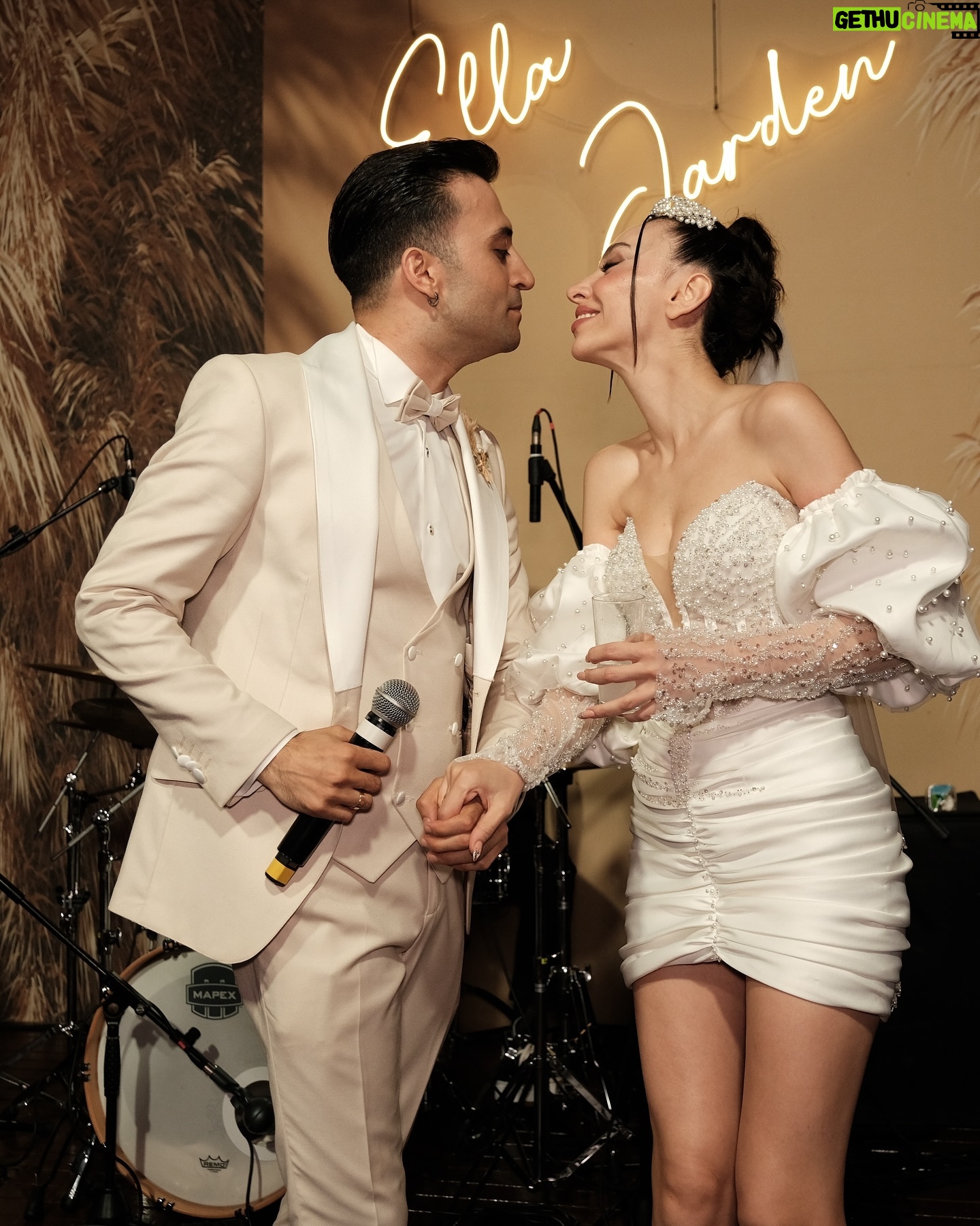 Berkay Tulumbacı - 1K Likes - ☀️Happy 🫶🏻33🫶🏻 🥳 08.06☀️
Beyefendi beyefendi kalbimden taşıp tüm evrenime doluyorsunuz her sabah, her gün , her an, her gece, . Seni çok aşığım sevgilim.🌹 Bebekliğine, çocukluğuna, gençliğine, yaşlılığına.. Sana şait olmak paha biçilemez🧿
33 rengarenk , sen gökkuşağısın!🌈
İYİ Kİ DOĞDUN @berkaytulumbaci ♥️🙏🏻☀️