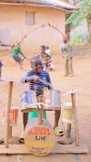 Bethann Hardison Instagram - CREATIVE SPIRITS !!!
This is the excitement and joy I am having like the Masaka Kids as we approach New York Fashion Week. Because so many designers of color are having the opportunity to present and share their creative spirit just like the kids here.
Whatever it takes they are showing up. 
Congratulations to all with much success. 
A special shout-out to the Designers Hub community 
@codesignershub.
BIG UP !!!!
#masakakids
#justinbeiber
#designershub
#nyfw2023

Video Courtesy of @masakakidsafricana