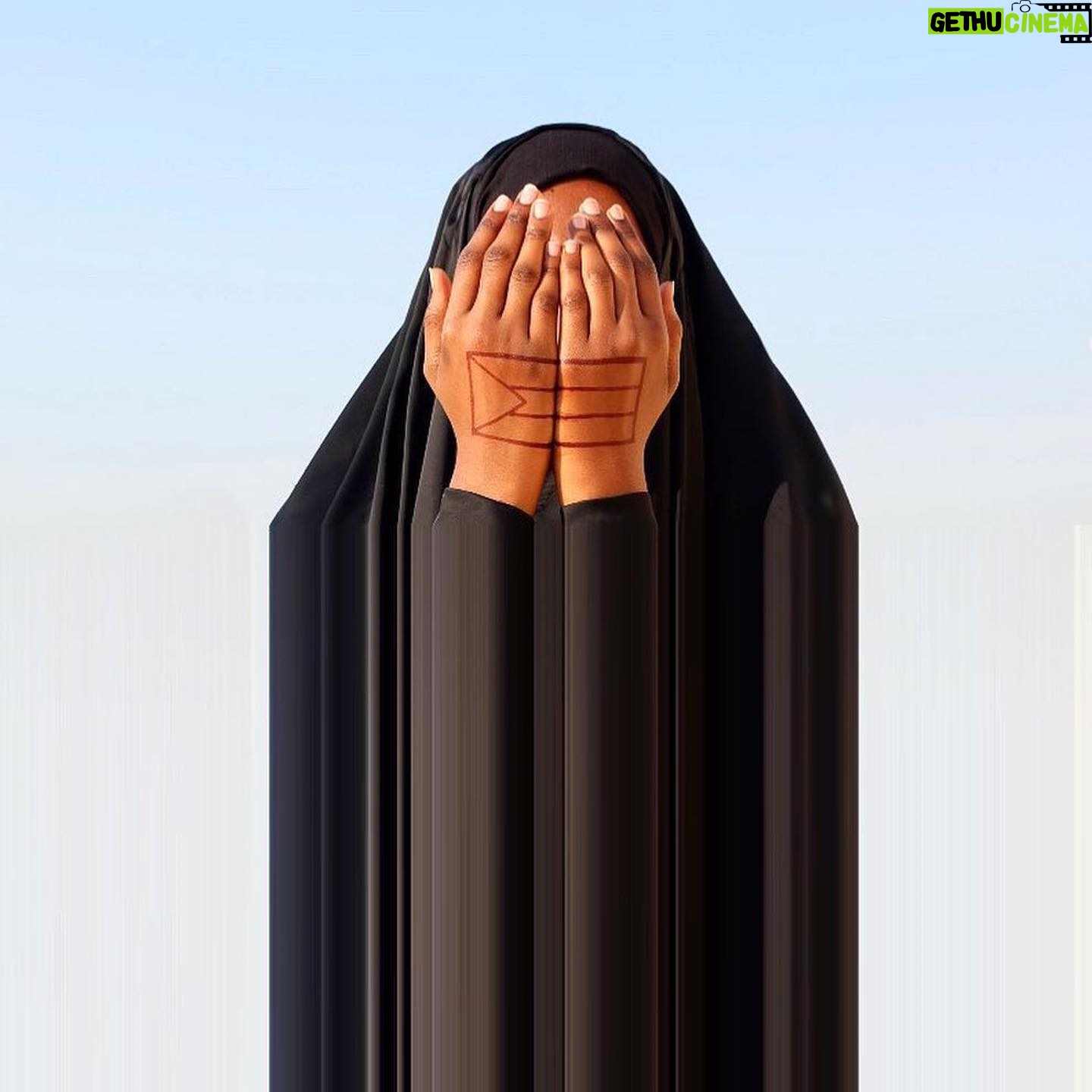 Bethann Hardison - 2.6K Likes - Ramadan had a wonderful end.
And then you slowly learn of the violence, killings, raping of girls and women, the continued destruction of the Sudan.
The shame of a military driven to harm its citizens as they demonstrate peacefully. The shutdown of the internet as they privately punish people, burn homes, gang-raping demonstrators and medical personnel.
PLEASE PRAY FOR THE SUDAN
PLEASE LET OTHERS KNOW....
We must not remain quite as this continues.
Image by :Moroccan artist/photographer @mouslamrabat @dr.azra (henna)
Thank you for the images in support and against these atrocities.
🙏🏾🇸🇩