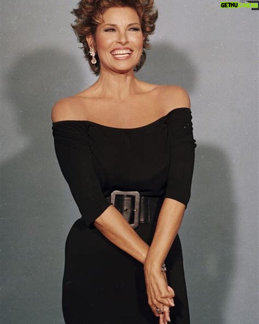 Bethann Hardison - 5.7K Likes - A few days ago I learned of the passing of Raquel Welch.
I want to share the great respect I had for Raquel because of the respect and trust she had in me.
Raquel (who I later called Rockie) wanted to have representation for her daughter Tahnee. Someone she knew told her about me. I was working at the agency Click Models. I was asked to come to dinner to be introduce to Tahnee. It was mutual admiration immediately. I introduced Tahnee to the agency. Of course she was desired, it was the daughter of Raquel Welch and she was pretty to boot. It was not so much to model per se but to act.
I believed sincerely of the possibility even though we were basically a model agency, I truly dreamed of the silver screen of film.
When I left Click to start my own agency, Tahnee was the only talent that had come to Click agency because of me.
Tahnee saw it that way as did Raquel.
They both supported me and had no other connection to the agency. Tahnee was called and was begged to remain at Click. She had no problem saying no.
It was interesting to me how supportive they both were when I had nothing but the opportunity to go my on way. I was not established but it was meant. Tahnee was not in a hurry as she was not a working model per se. Soon after, Racquel got a call from Italy of a film interest in Tahnee, she called me. This was my interest.
Tahnee and I were flown to Italy to meet the production company. She remained to do the film and I came back to New York to set up the company and find an office. Which I did all because I was given purpose by Tahnee and Racquel. Tahnee believed in me as did Racquel. Often times I would wonder why ? A Black young woman, with barely a pot to piss in, stuck in a situation where I had to prove myself, at the time with no financial support, just their belief that I could do it carried me through. Tahnee was my first and only talent, while she made her first movie, I was able to start Bethann Management due to my model Bonnie Berman who waited in the wings and found us the money.
Women..just never count us out.
May your spirit soar high Rockie …RIP.
#neverforget #racquelwelch
2nd foto is Tahnee during the agency.