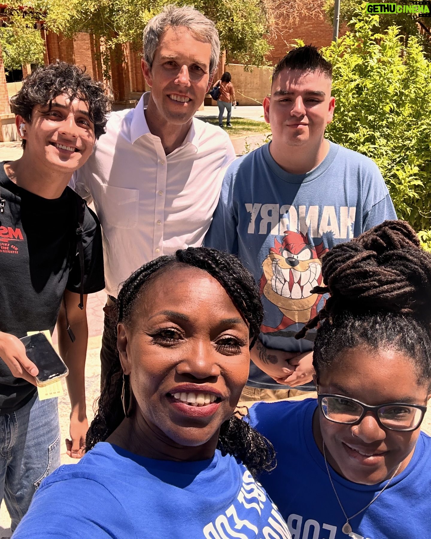 Beto O'Rourke - 7.2K Likes - Amazing week of registering voters at El Paso Community College. Thanks to the team of volunteers — Valerie, Doris, Kim, Alejandro and Rene — for doing the work!
Registration events happening all over Texas, sign up to volunteer at link in bio!