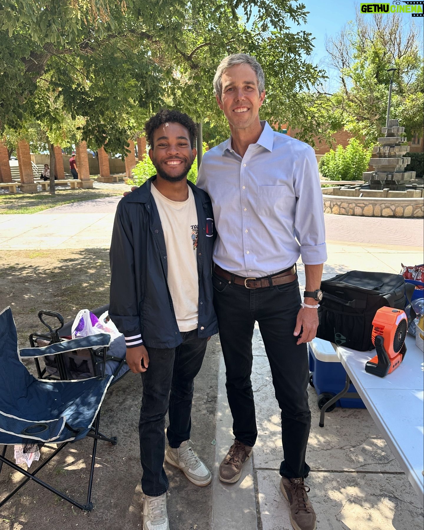 Beto O'Rourke - 7.2K Likes - Amazing week of registering voters at El Paso Community College. Thanks to the team of volunteers — Valerie, Doris, Kim, Alejandro and Rene — for doing the work!
Registration events happening all over Texas, sign up to volunteer at link in bio!