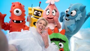 Betty Who Instagram - The silliness is off the charts with these special guests (and many more) in Yo Gabba GabbaLand!