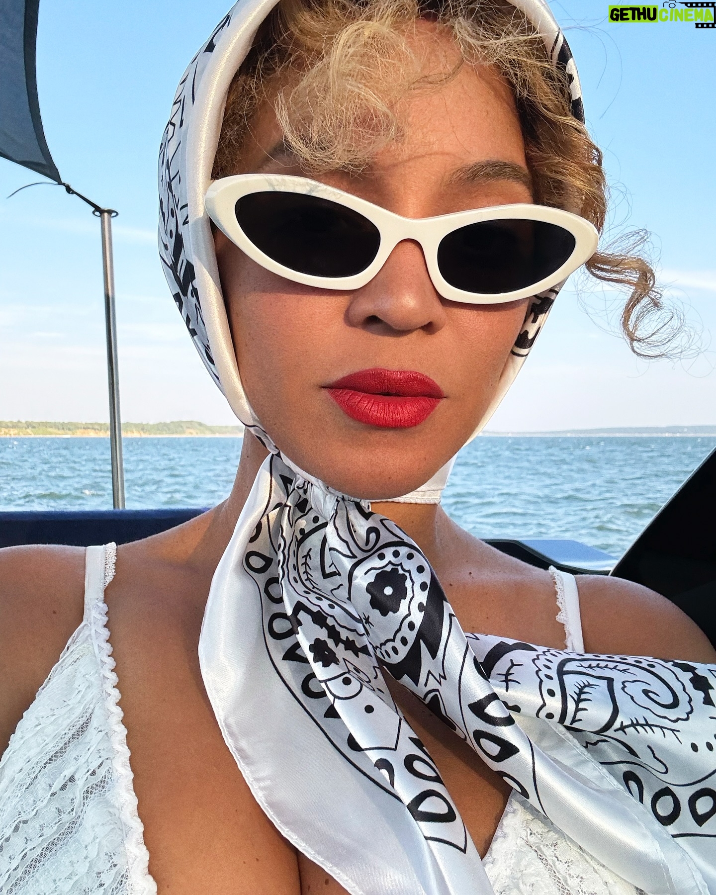 Beyoncé - 3.6 Million Likes -