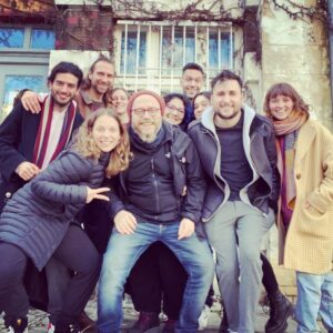 Beyti Engin Instagram - Berlin’de 5 gün süren Karakter Tasarım Workshop’u yine yeni anılar, karakterler ve kahkahalarla doluydu… 

Bizi ağırlayan @matteacavic ve @chubbuckstudioberlin e ve yardımlarını esirgemeyen @nuri.kalfa ’ya çok teşekkür ederiz… 

En kısa sürede yeniden buluşmak üzere ✌🏻