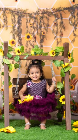 Bharatha Naidu Instagram - Little Angel 👼: @laya_bharath 

Baby Best Location @shreecreativestudio24 
Contact : 9894380867 

Pc @shreephotographyandfilming 

#reels #reelsvideo #reelsinstagram #reelsviral #tiruvannamali #tiruvannamalaikingdom #tiruvannamalaitemple #annamalaiyar #god #godbaby #godisgood 😍 #photoshoot #babygirl #baby #cutebaby #lovebaby #lovebabygirl #cute #shoot #cutepie
#babymodel #shreephotography #girls #babyme 😘