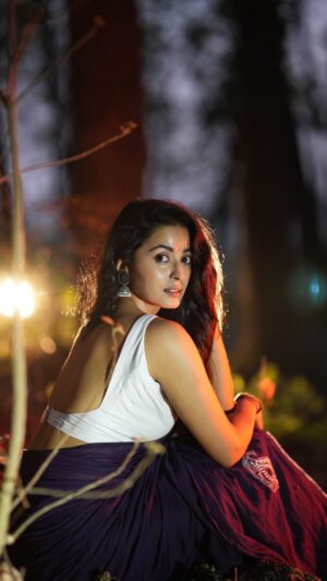 Bhaweeka Chaudhary Instagram - Saree love ❤️

🤩 Follow @pink_pakhi and use my exclusive code “Bhaweeka10” to get 10% off on all their gorgeous merchandise! 
Trust me, you won’t want to miss out on this! #PinkPakhi #SareeLove #DiscountCode 

 📸 @theweddingcontainer_official