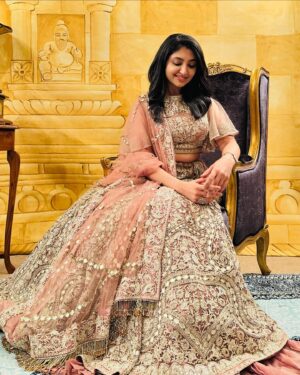 Bhoomi Trivedi Instagram - Outfit by - @shilpiahujaofficial
Jewellery by - @sorayaajewels_ 
Styled by - @style_by_hetaljogi