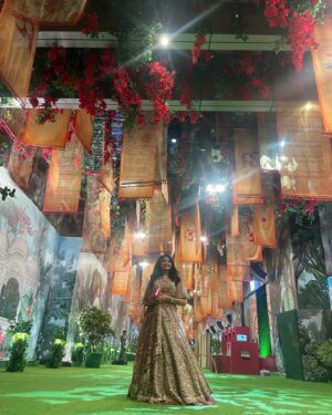 Bhoomi Trivedi Instagram - Outfit by - @shilpiahujaofficial
Jewellery by - @sorayaajewels_ 
Styled by - @style_by_hetaljogi