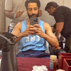 Bhuvan Arora Instagram - And its a WRAP on #chanduchampion 
Another magnificent journey comes to a halt. 
So much sweat, grit and blood gone with a smile on the face because of this wonderful team.
Thank you @kabirkhankk sir for being so kind and graceful and trusting me with this part that challenged me real hard.. something every actor seeks in his job. Thank you @castingchhabra for always vouching for me
Big thank you to my fellow champions @kartikaaryan #vijayraaz @iyashpalsharma @sudeepchatterjee.isc @manikems for making everyday on set joyous and happy..
KARNAIL SINGH Will see you in theatres on 14th JUNE’2024!
#rabrakha 🧿