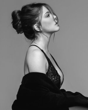 Bia Arantes Instagram - pra completar o feed com @danilofriedlfotografia 🖤
