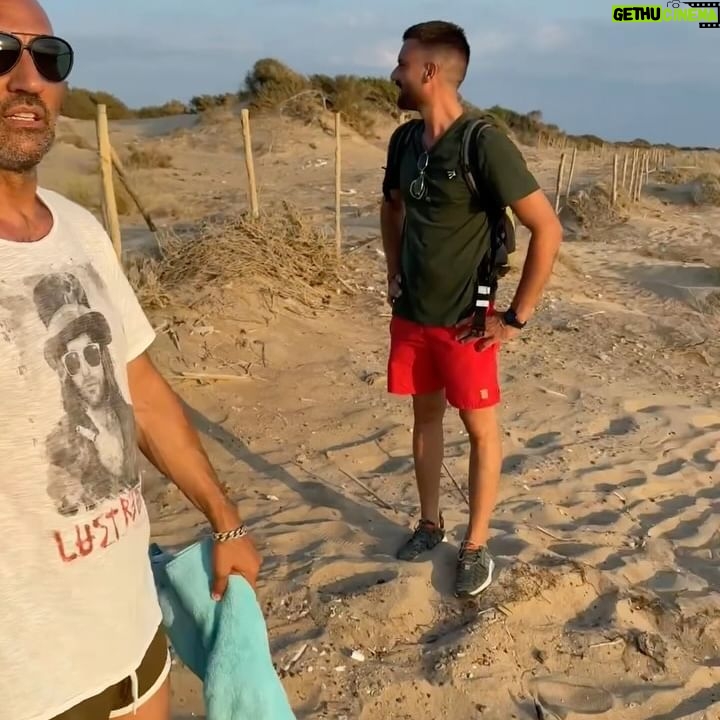 Biagio Antonacci - 22.4K Likes - Sicilia, mi occupi sempre uno spazio importante e io, felice, ci vivo dentro. Ci vediamo domani per la prima a Taormina.