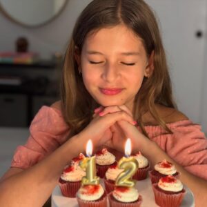 Bianca Castanho Instagram - My Birthday Girl 🤩💗😍🎂🎈 
Que todos os seus sonhos sempre se realizem!!!! 🙏🏼💖🥰