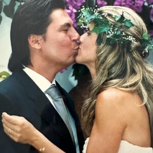 Bibá Pitta Instagram - 28 anos de casada minha gente querida💍💒!!
Celebrem connosco,esta história de amor cheia de filhos,netos,cheia de desafios e histórias para contar .. cheia de tudo🥰!!!
Celebrem connosco esta união repleta de momentos inesquecíveis onde a união, a força e o amor nunca baixam os braços 🙌🥰!! 
O casamento é talvez o desafio mais 
difícil de uma vida a dois cheio de altos e baixos mas é nas dificuldades que muitas vezes encontramos forças e nos momentos felizes que reforçamos o nosso amor❤️ é assim ou não é minha gente ? 
 Querido marido @fernandogouveia ainda temos muito para fazer e construir nesta vida …meu amor sempre juntos até ao fim … 
Meu amor sempre nós !!😍
Amo-te muito .. muito ❤️

#semprejuntos #juntosparasempre #amoreterno #vidaadois #28anos#truelove❤️