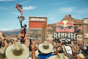 Bienve Aguado Alba Instagram - One of the most positive vibes I had from my Rampage experience was the feeling of having motivated people not to give up.
#trustyourself 

[O] @christianpondella @aledilullophotography @syovanvliet 
#redbullrampage