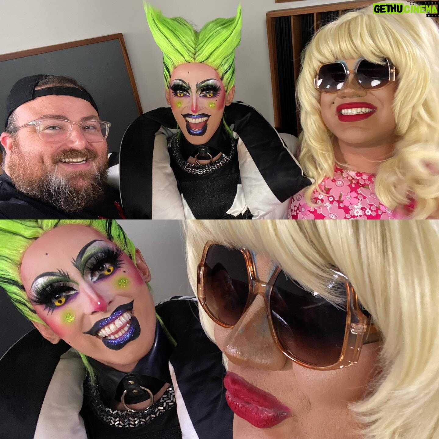 Big Dipper - 1.3K Likes - So many amazing guests on @sloppypod over the last two months. Shoutout to gay people being LGBTQ or whatever 🤩 @spiciestmeatball @misslailamcqueen @crystalmethyd @lushiousmassacr @oddlyyvie @themisstoto @irene_tu @samtaggart @maureensandiego @jackiebeat
@mompodcasts