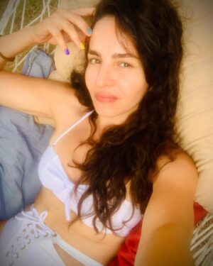 Bihter Dinçel Instagram - yaz poz 🌻