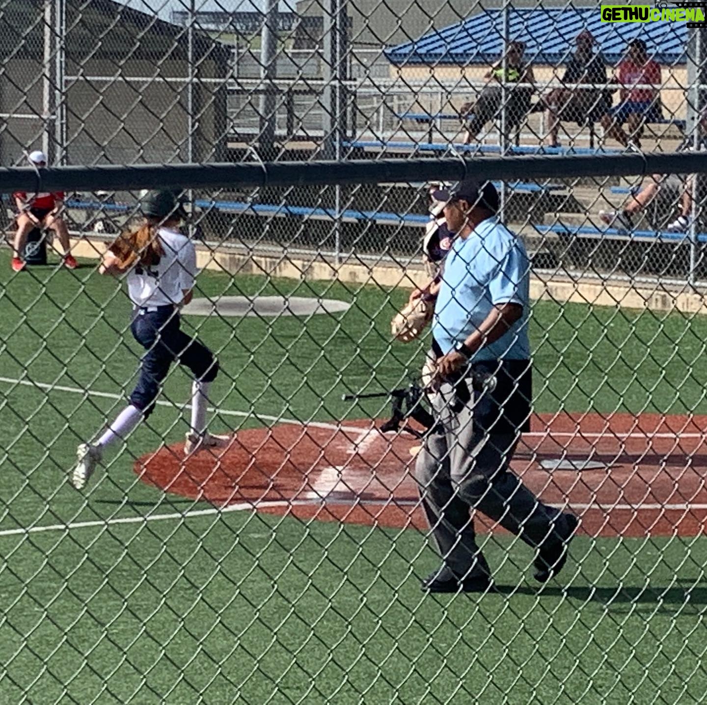 Bijan Ali - 567 Likes - Saturdays are for SOFTBALL 🥎
Running across that plate!!!
.
.
.
.
.
#softballsaturday
#softballgirls
#impactgold
#hitlikeagirl
#redhairdontcare
#tinybutmighty
#hustlehard