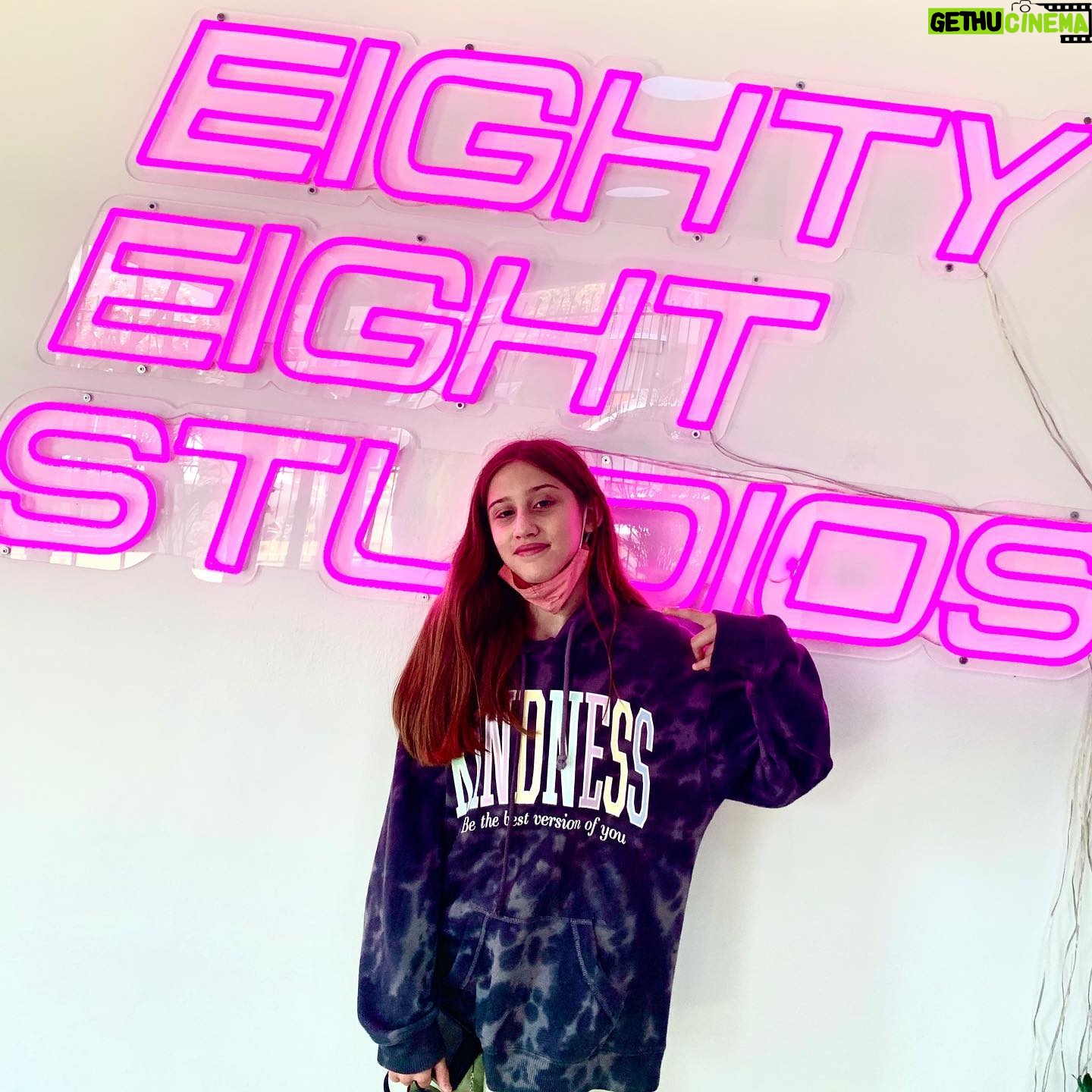 Bijan Ali - 1.1K Likes - Class is always 🔥when I am at @eightyeightstudiosla !!! Choro by the 🚨one and only @nickgilligan🚨. See you and @caoifecoleman soon ❤️
.
.
.
.
#eightyeightstudios
#nickgilligan
#lahiphop
#hiphopclass
#trainwiththwbest
#dancefamily
#lakid
#iambijanali
#onlyonebijan