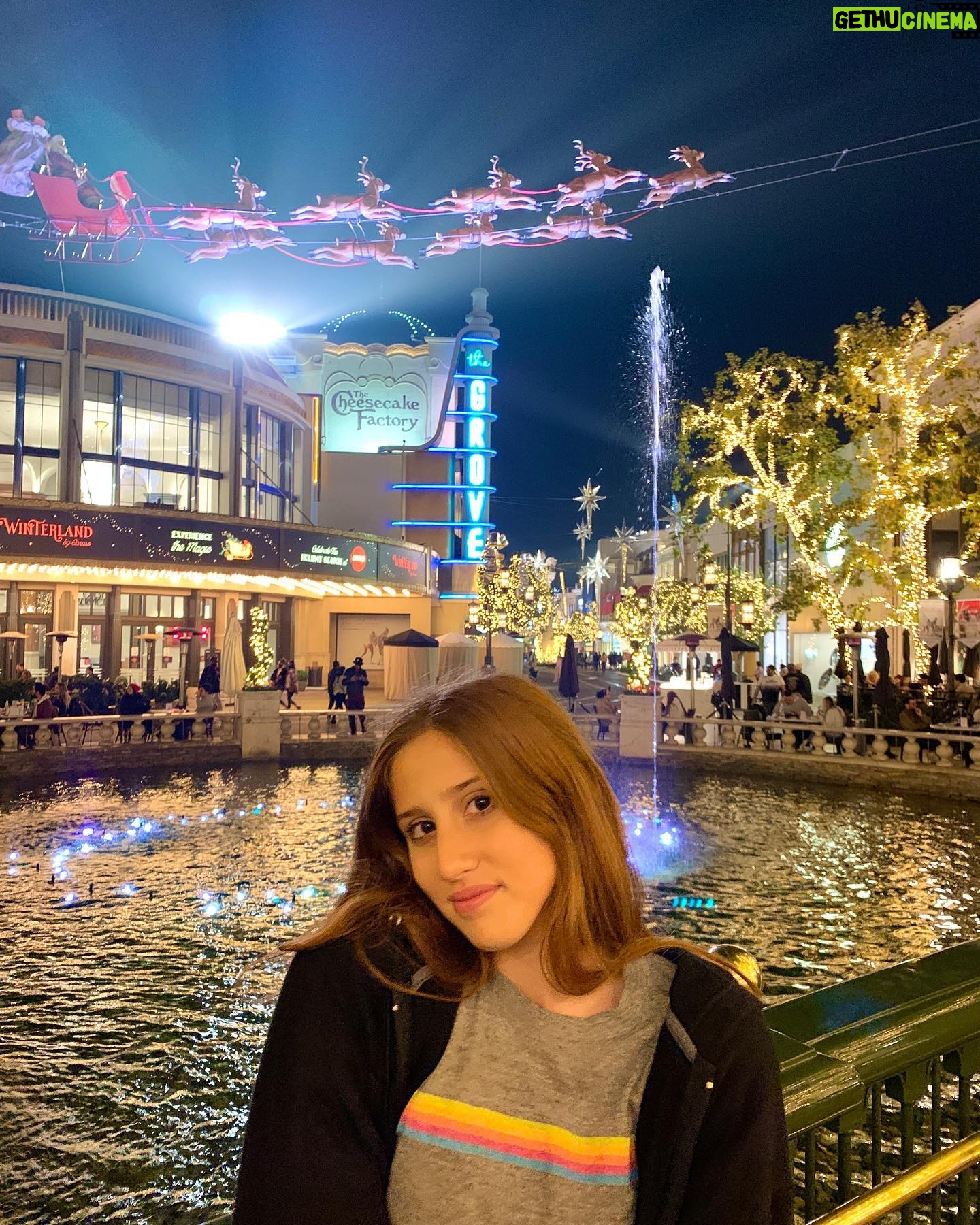 Bijan Ali - 853 Likes - Fun Trip to @thegrovela …
Santa 🎅🏻 was behind me and I didn’t know it!!
.
.
.
#santaiknowhim
#thegrove
#thegrovela
#santaclaus
#iambijanali
#alwaysonthenaughtylist
#thegoodlist