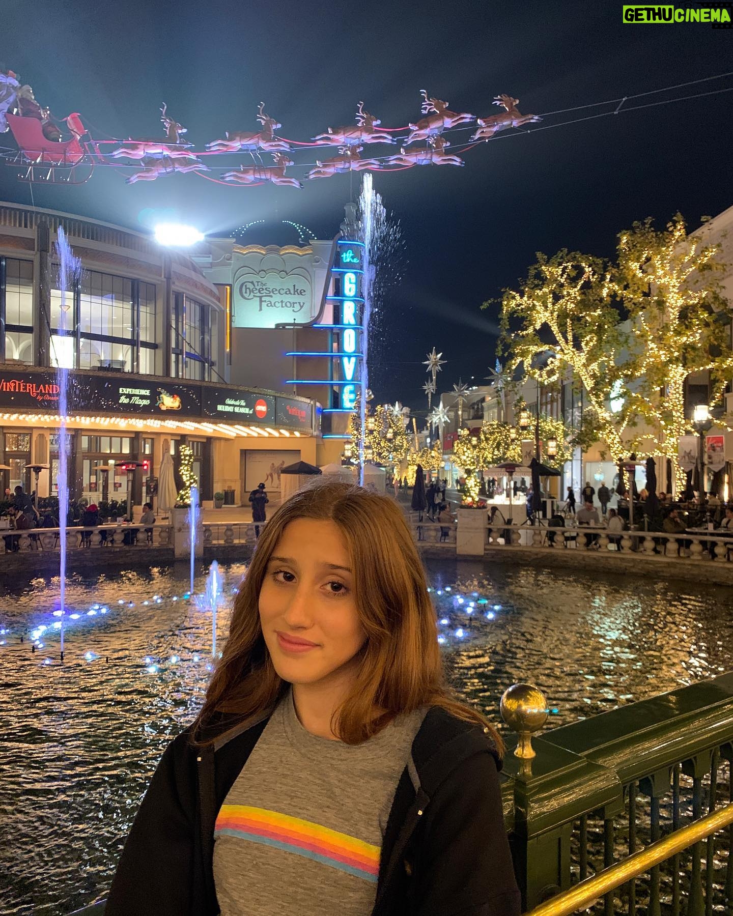 Bijan Ali - 853 Likes - Fun Trip to @thegrovela …
Santa 🎅🏻 was behind me and I didn’t know it!!
.
.
.
#santaiknowhim
#thegrove
#thegrovela
#santaclaus
#iambijanali
#alwaysonthenaughtylist
#thegoodlist