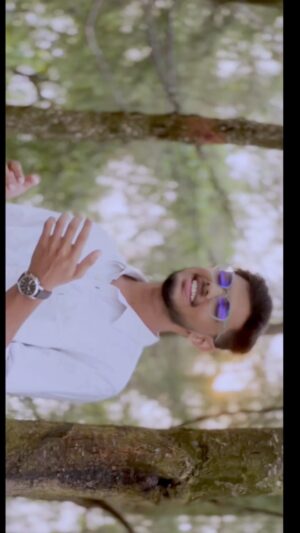 Bijibal Instagram - UYIR PAATHI 💗
Cover by Devan @devaduttbijibal