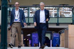 Bill Gates Instagram - Addressing climate change is a formidable challenge. Still, I’ve never been more confident about an abundant, affordable clean energy future—especially after an incredible Summit with the leaders, partners, and innovators ensuring that this future becomes a reality.