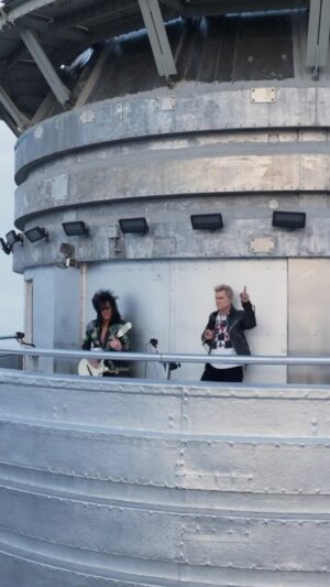 Billy Idol Instagram - Rebel Yell 👊🏼 Live from the secret balcony on the 103rd floor of the @empirestatebldg 
Watch the full version now with @timeoutnewyork Use the “IDOL Links” in bio!
 
Executive Producers: Steven J Gottlieb, Kate Manning
Editor: Kevin Slack
Drone Team: Xizmo
Media Drone Pilot: Edward Kostakis
Camera Op: Jose Gonzalez
Gaffer: Katerina Crystal Konnaris
Production Manager: Pablo Barrera
 
BFI Tour Manager: Karel Hamm
BFI Production Manager: James “Jimbo” Neal
Audio Engineers: Robert Dorion, Robert Lowndes
Steve Stevens Guitar Tech: Frank Falbo
Mixed by: Brian Reeves and Katie Cardin