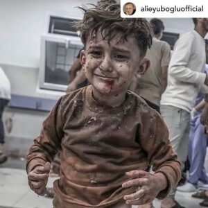 Binnaz Avcı Instagram - Posted @withregram • @alieyubogluofficial Ne kadar bağırırsan bağır, öldüren İsrail, ölenler Müslümansa dünya sağır.

İsrail, Filistin'de çocukları ve sivilleri katlediyor, hastaneyi bombalayıp 500 insanı öldürüyor, 7 milyar dünyalı da seyrediyor.

Döktüğün çocuk kanı ve gözyaşında boğul Netenyahu.
