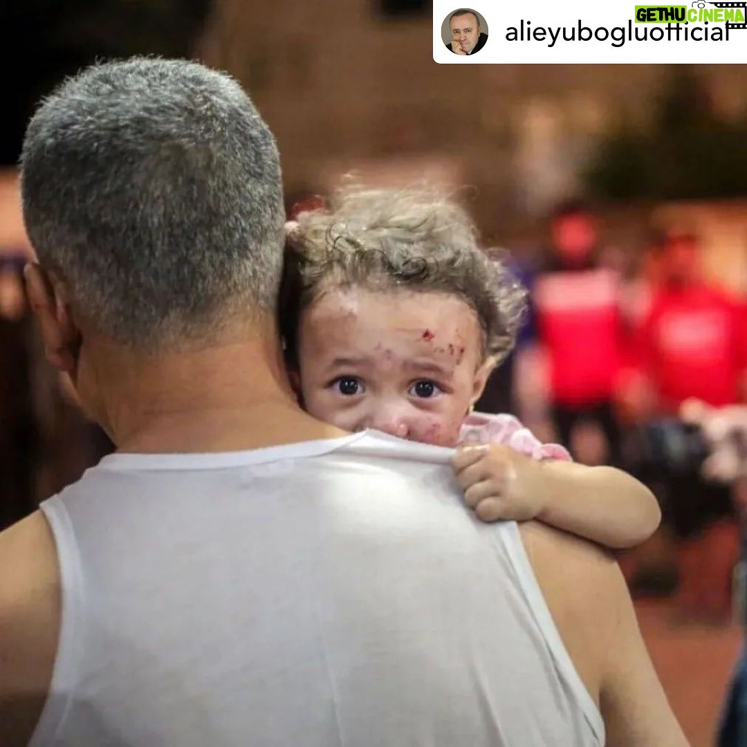 Binnaz Avcı - 571 Likes - Posted @withregram • @alieyubogluofficial Ne kadar bağırırsan bağır, öldüren İsrail, ölenler Müslümansa dünya sağır.
İsrail, Filistin'de çocukları ve sivilleri katlediyor, hastaneyi bombalayıp 500 insanı öldürüyor, 7 milyar dünyalı da seyrediyor.
Döktüğün çocuk kanı ve gözyaşında boğul Netenyahu.